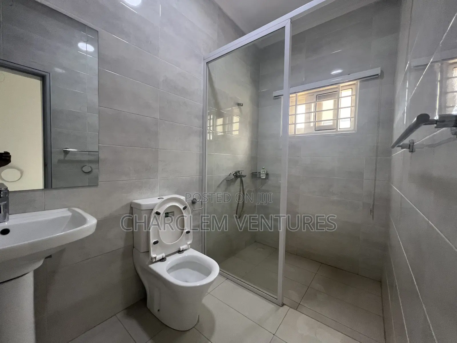 4bdrm House in Charclem Ventures, Accra Metropolitan for rent