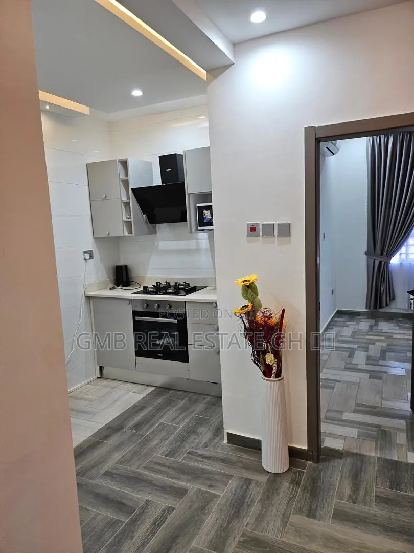 Furnished 1bdrm Apartment in Lakeside for sale