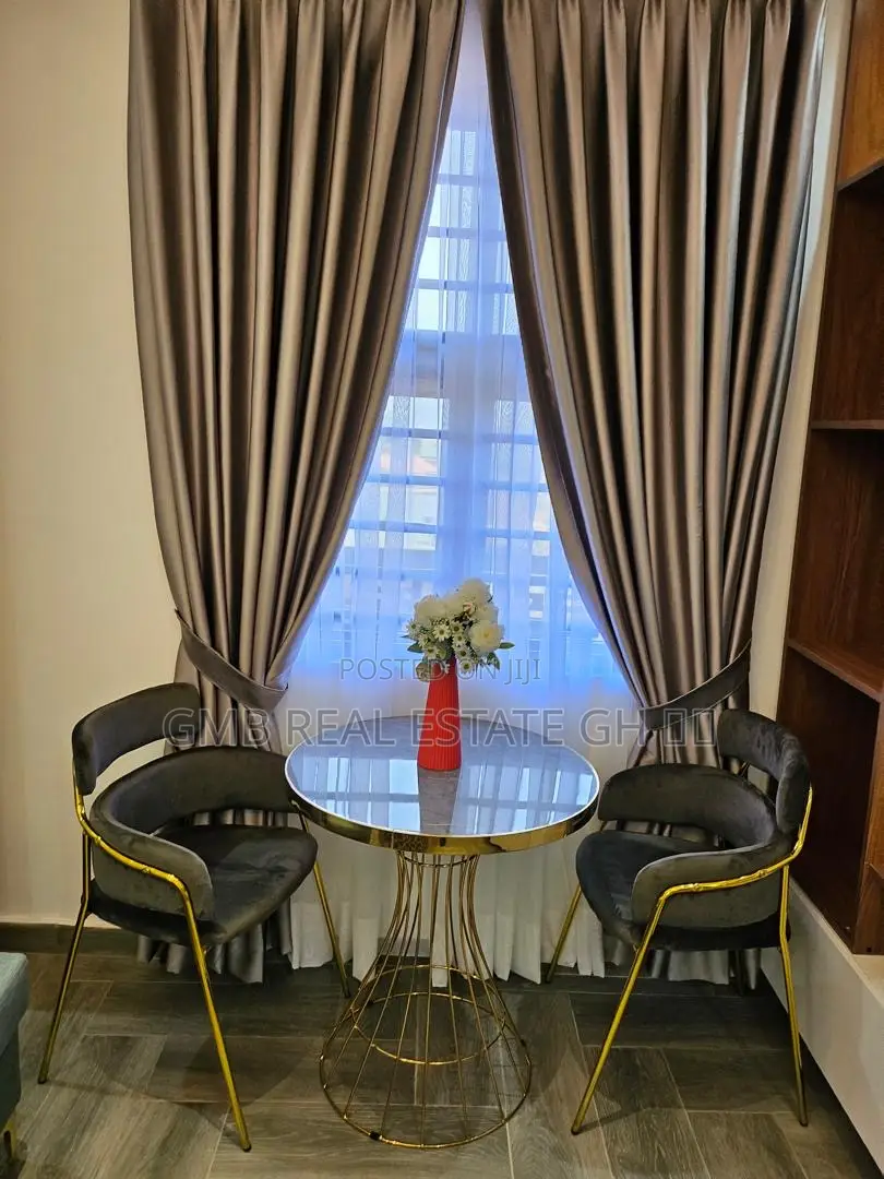 Furnished 1bdrm Apartment in Lakeside for sale