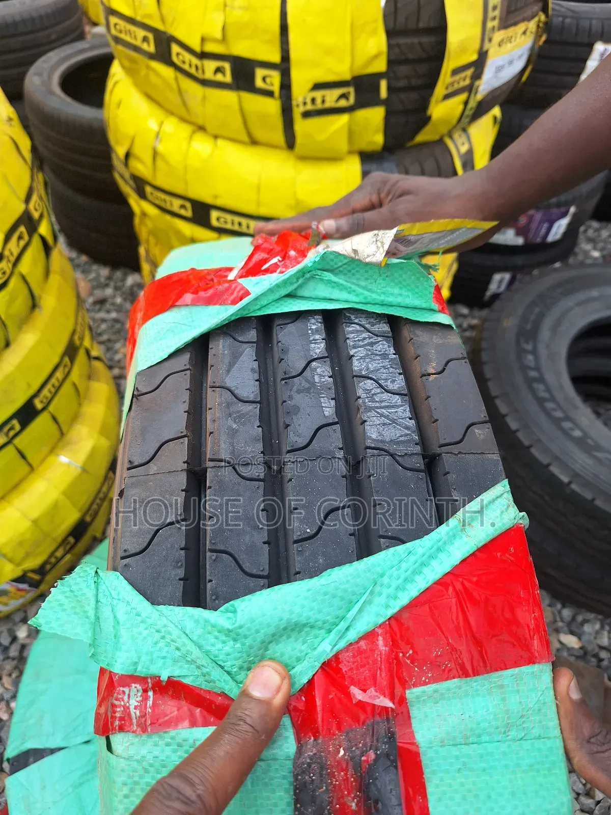 225/80r17.5 Cena. Smooth Tyre
