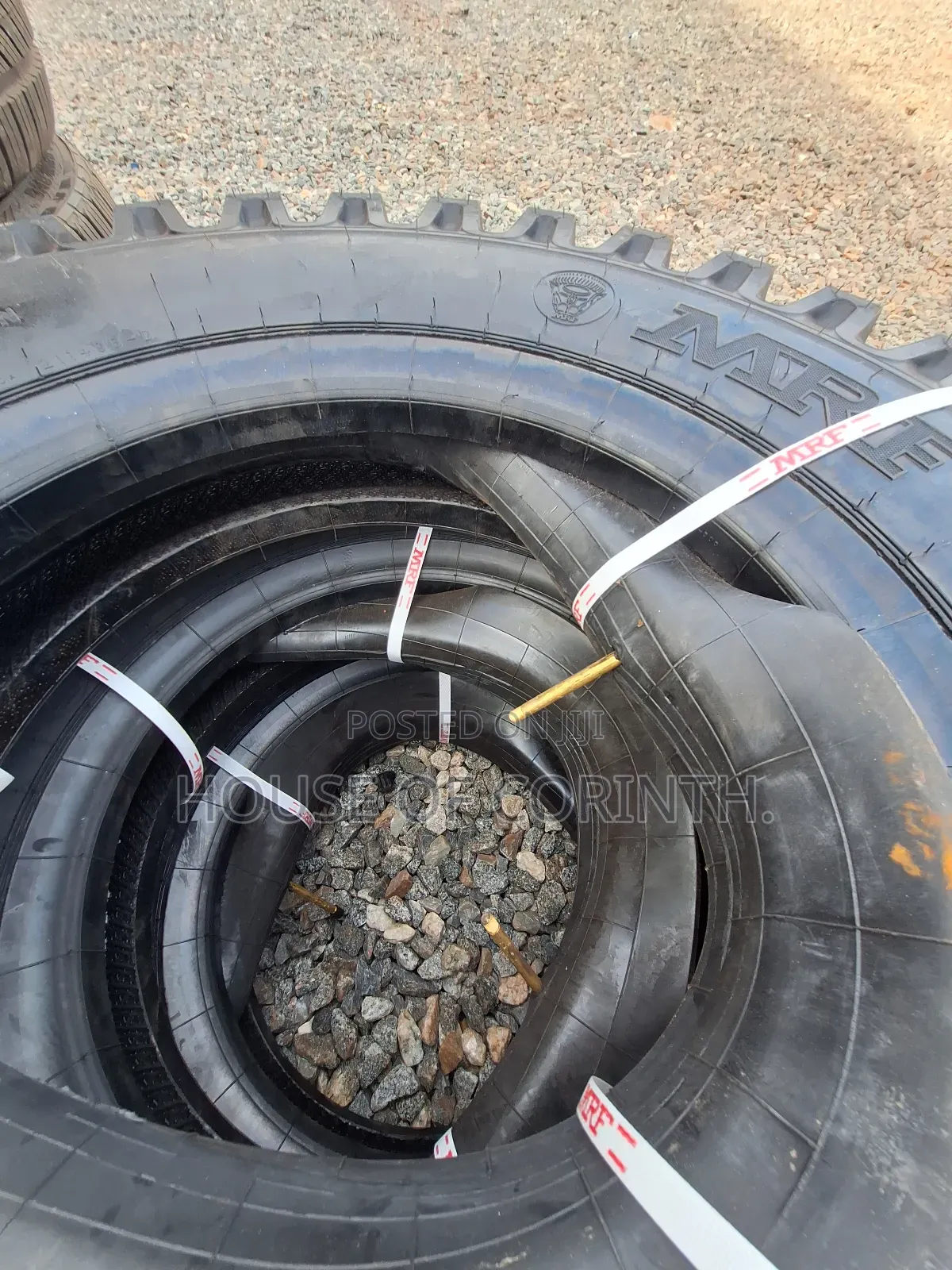 7.50-16 Mrf, Rough/Smooth Tyre