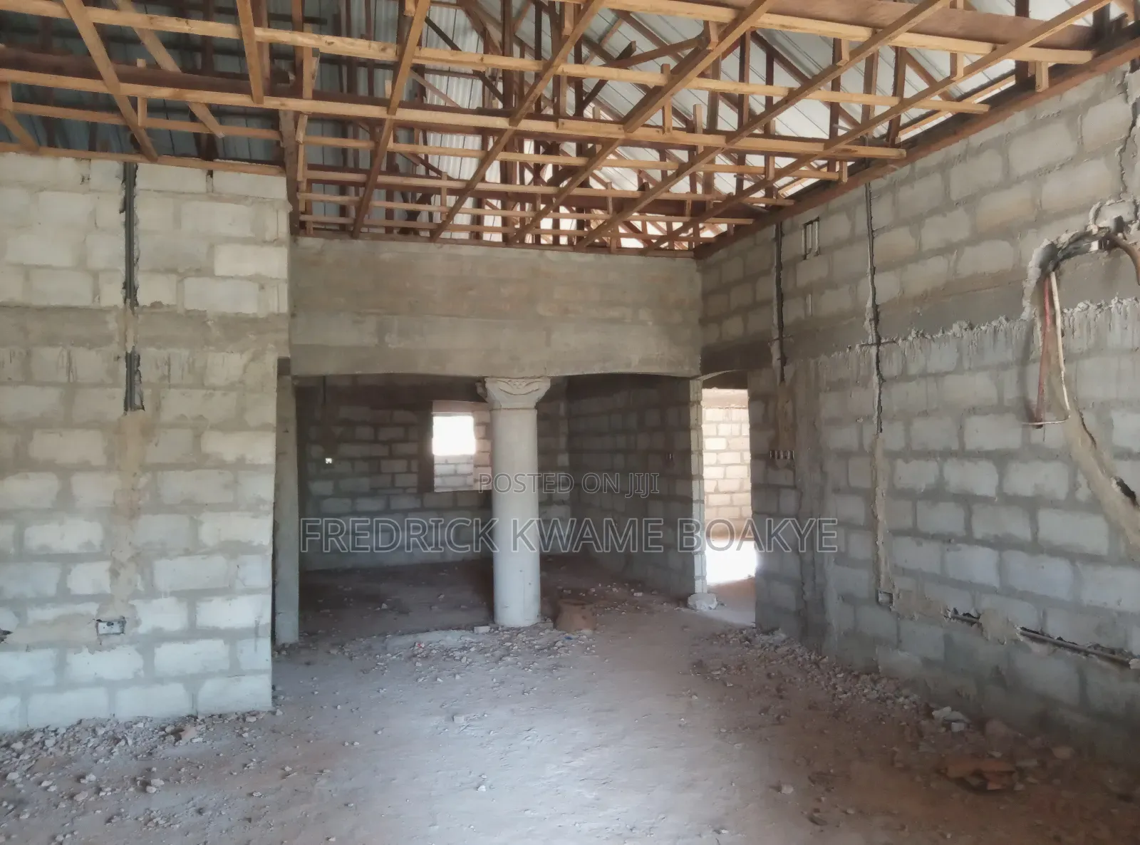 12bdrm House in Brother K Estate, Kumasi Metropolitan for sale