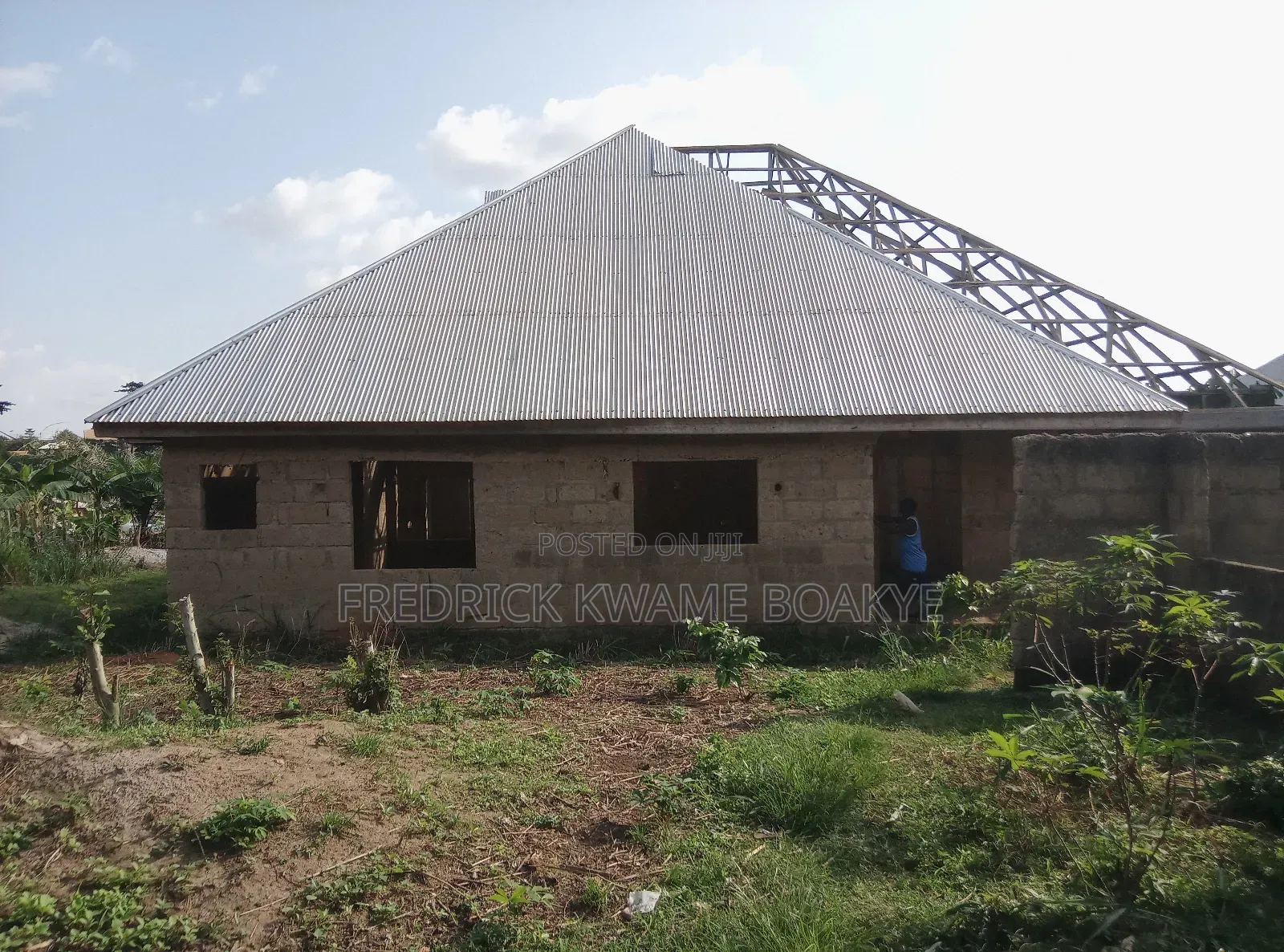 4 Bedrooms House For Sale