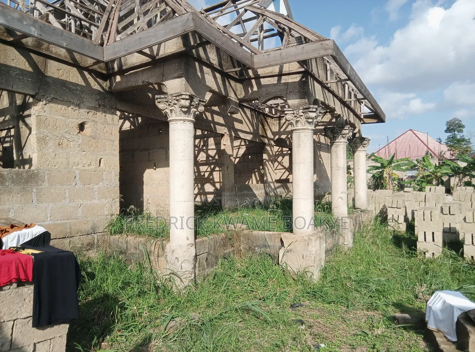 4 Bedrooms House For Sale