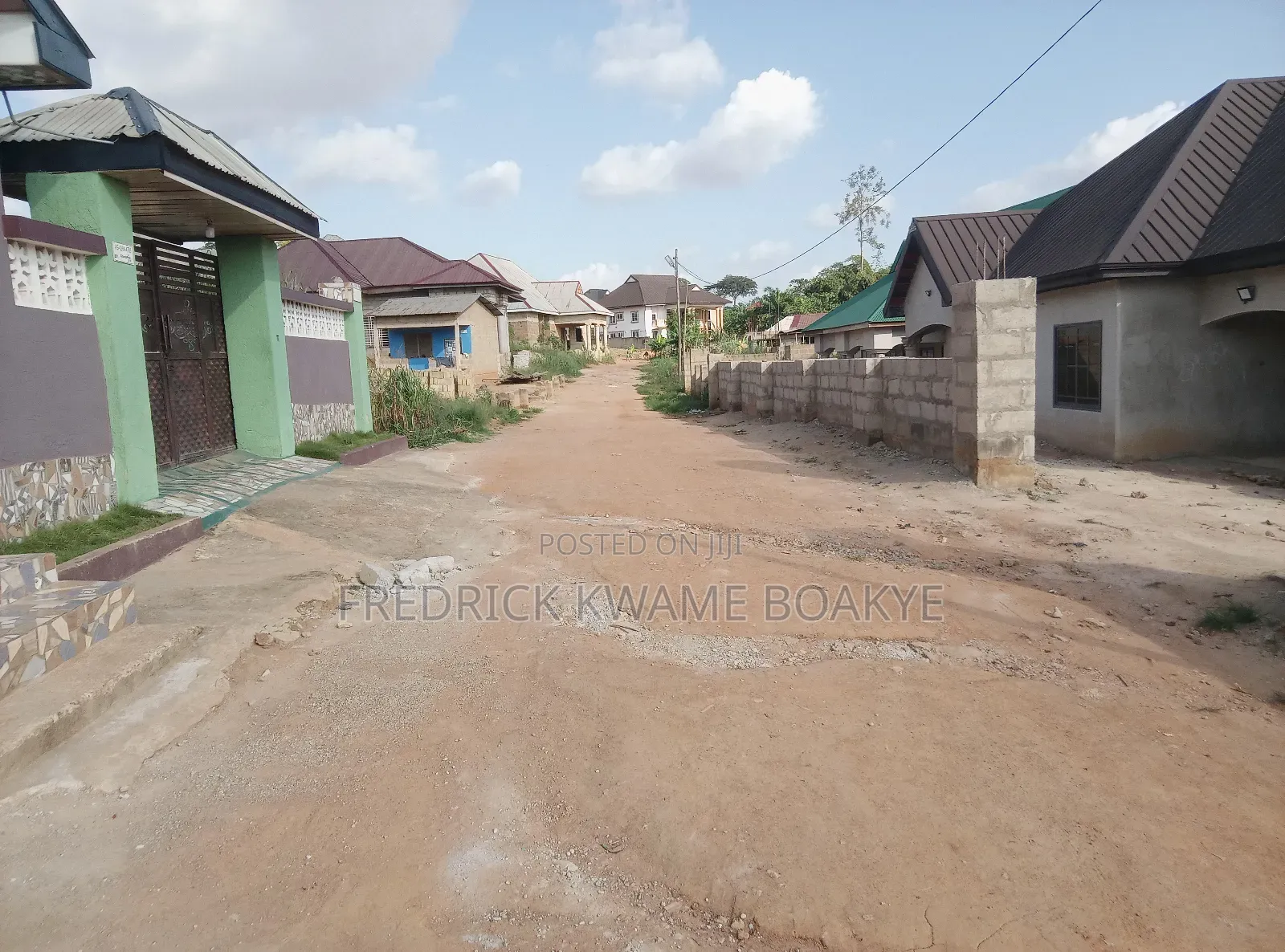 4 Bedrooms House For Sale