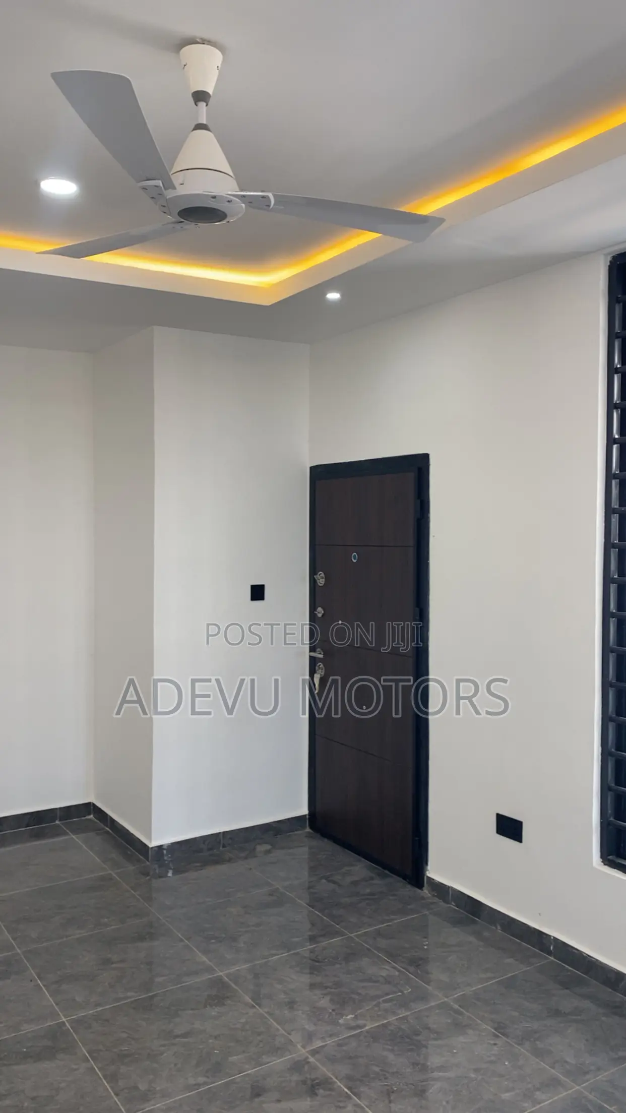 9bdrm Apartment in Adevu Homes, Oyarifa for sale