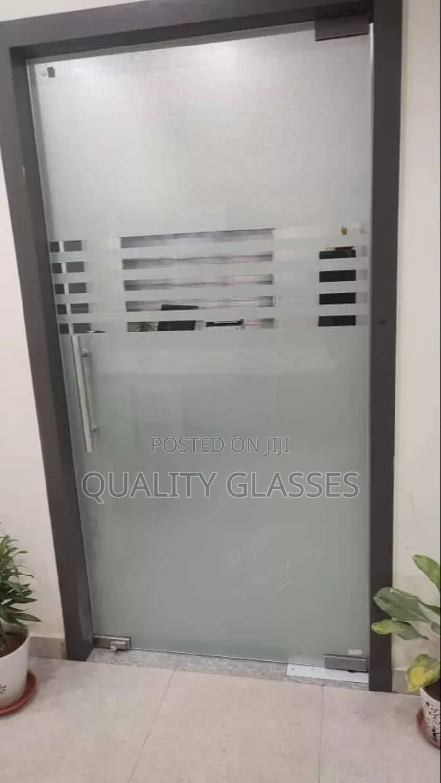 Frameless Glazz Doorr