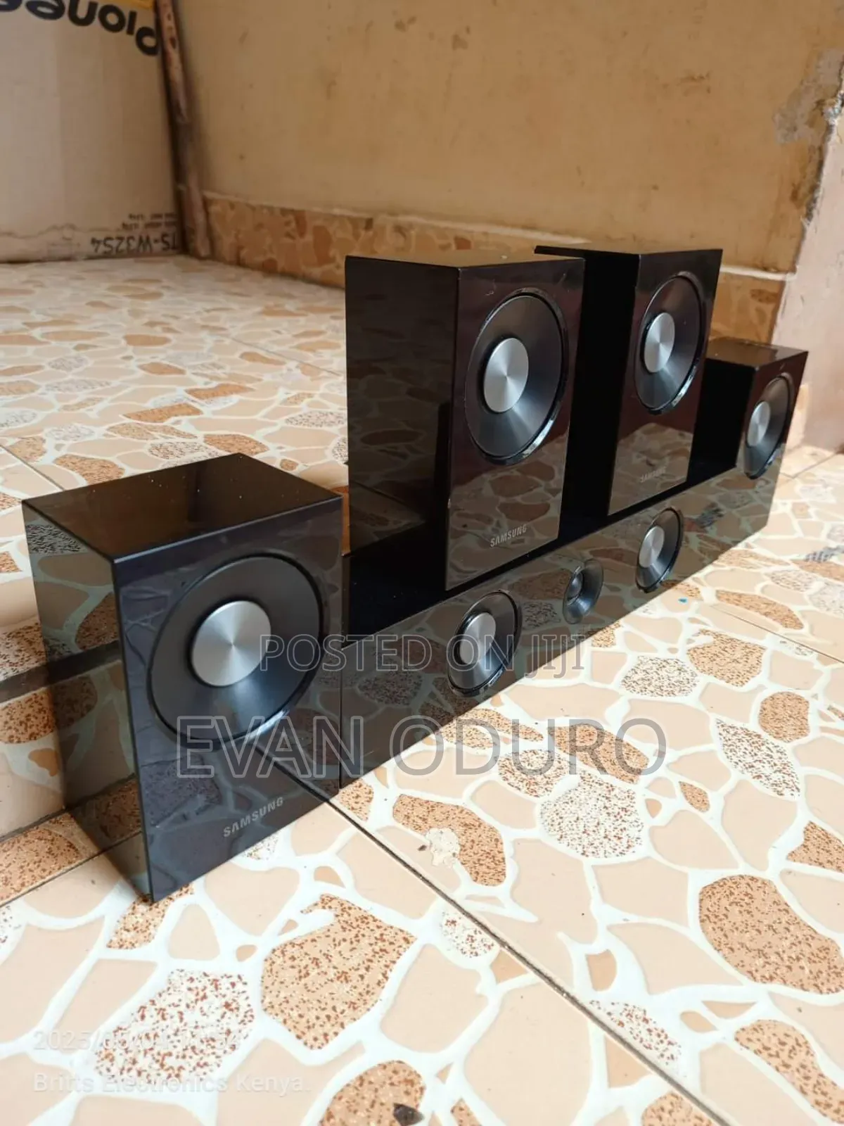 Powerful Samsung Home Theater Surround Speakers Wall Mountable