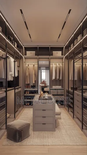 Walk in Closet Custom Made