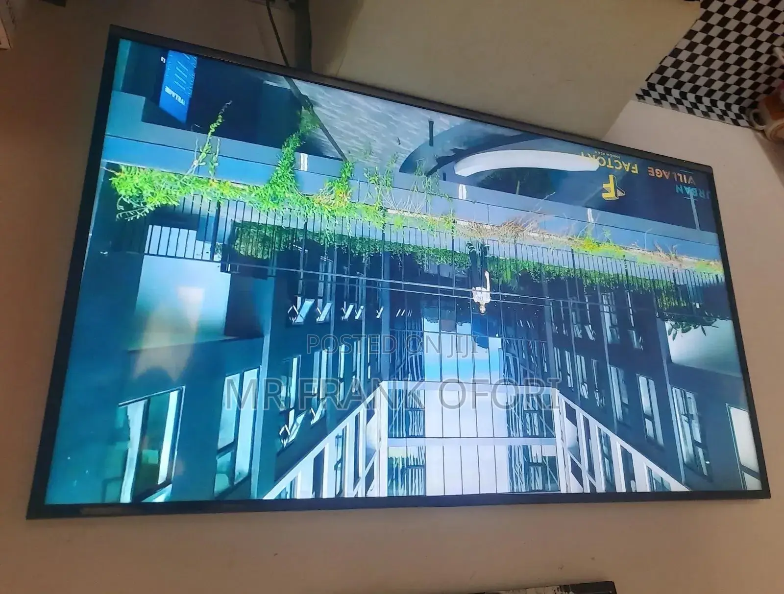 Panasonic 50inches Smart Tv