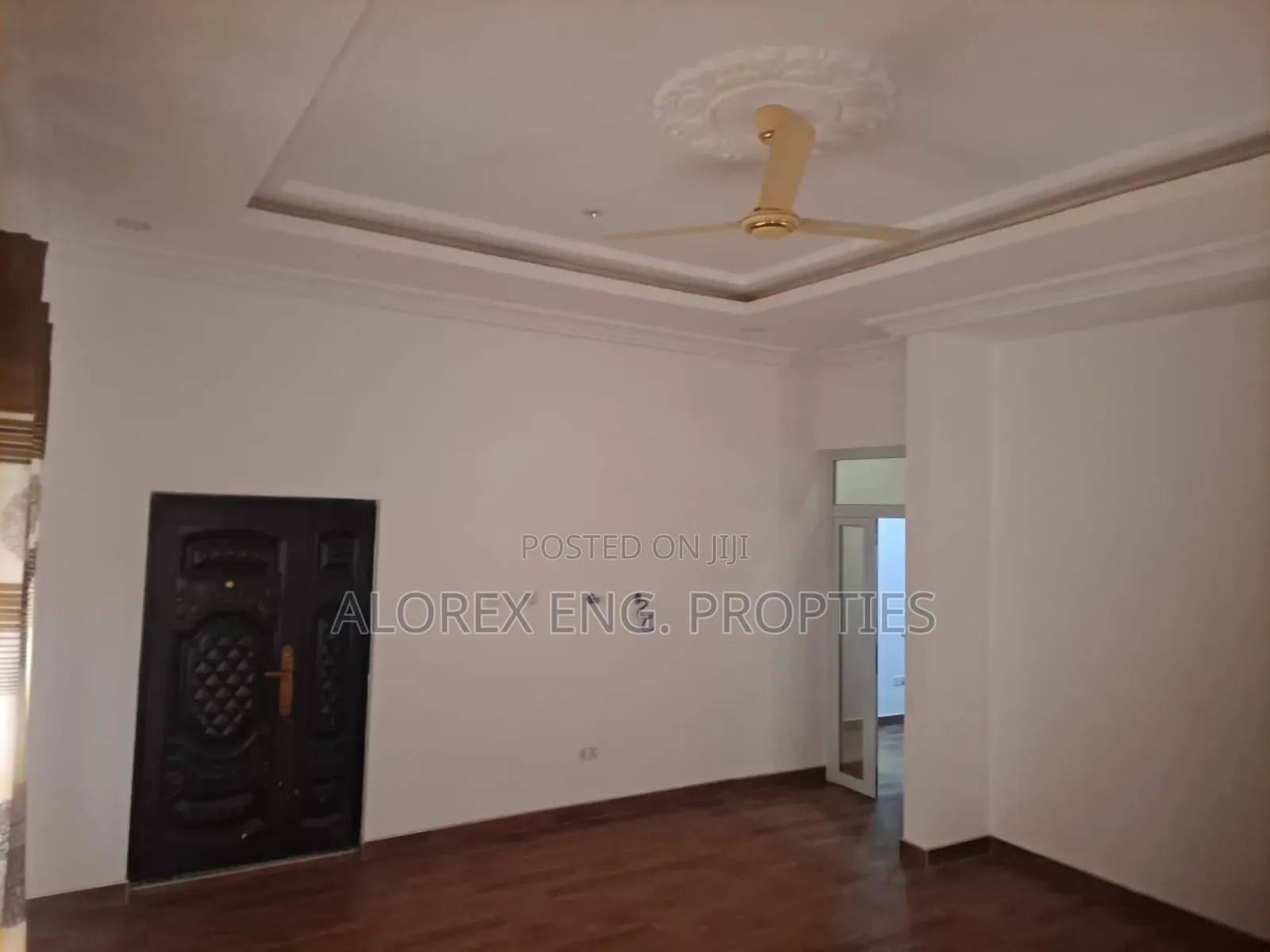 3bdrm House in House, Oyarifa for sale