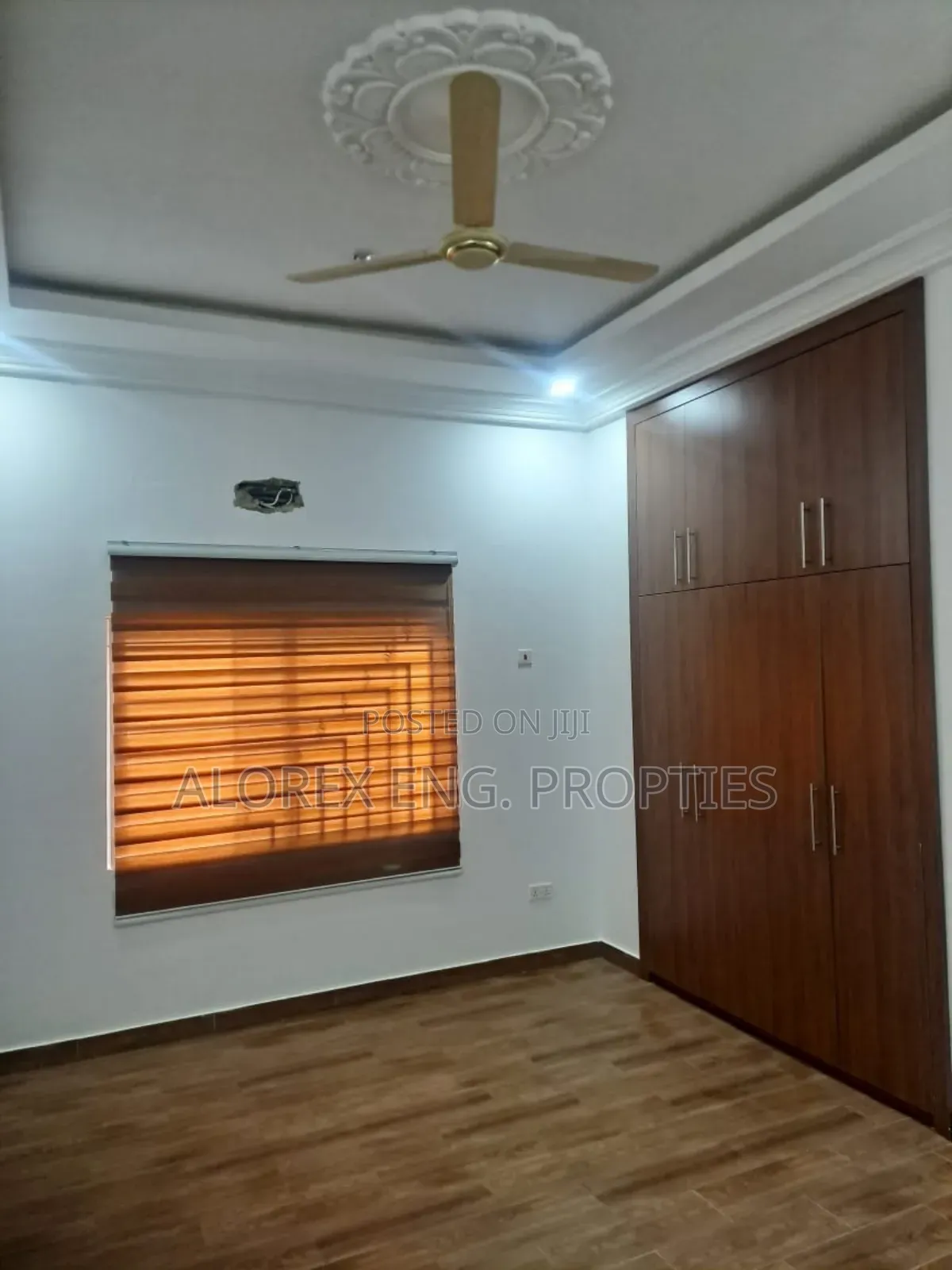 3bdrm House in House, Oyarifa for sale