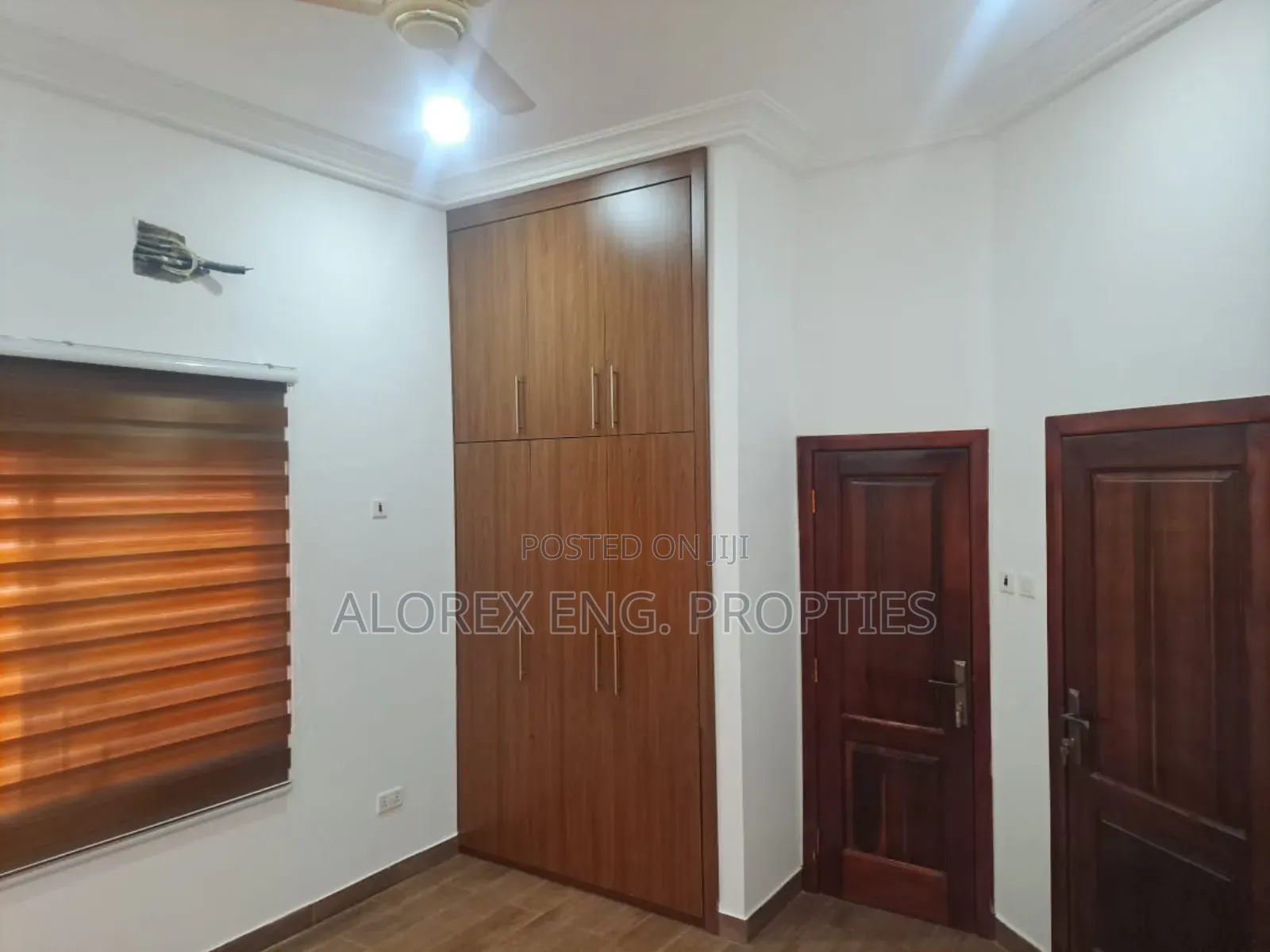 3bdrm House in House, Oyarifa for sale