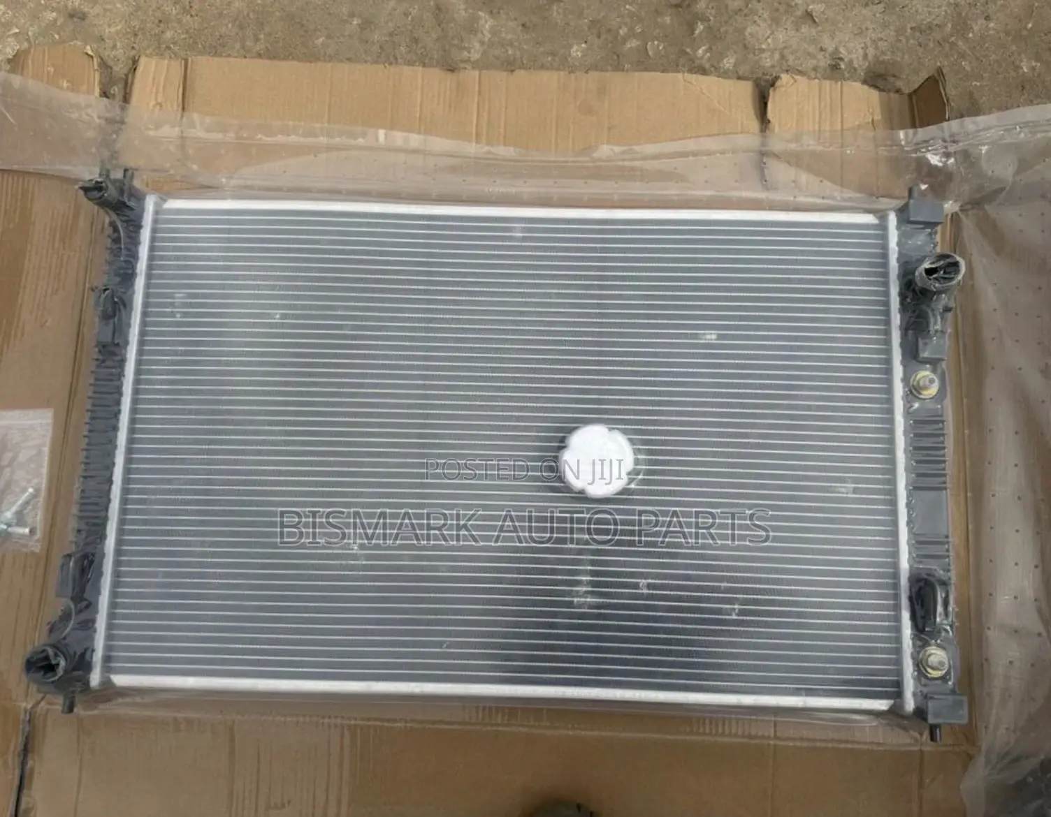 Mitsubishi Outlander 2022-2023-2024-2025 Radiator Tank