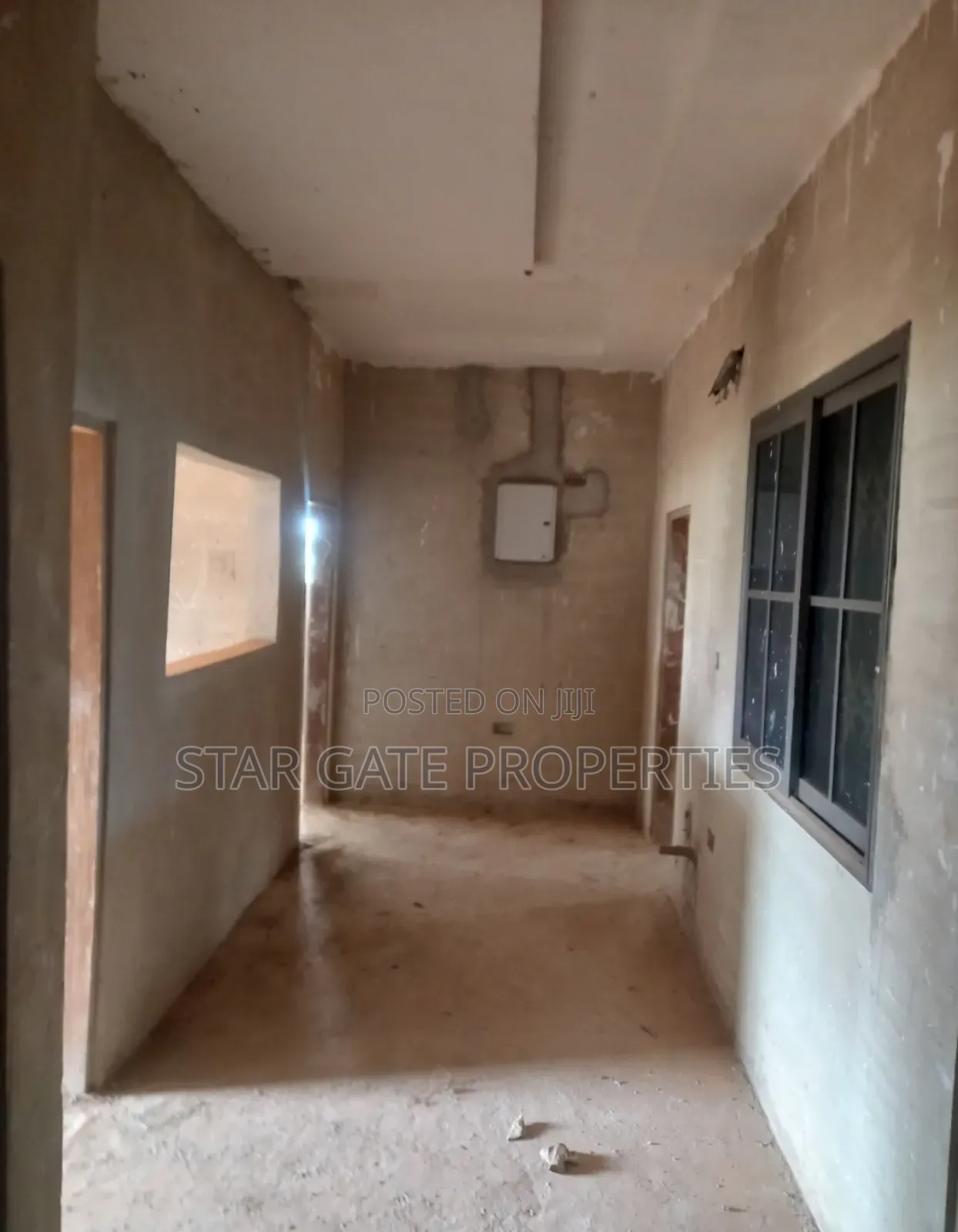 6bdrm House in Santasi Nkronsa, Kumasi Metropolitan for sale