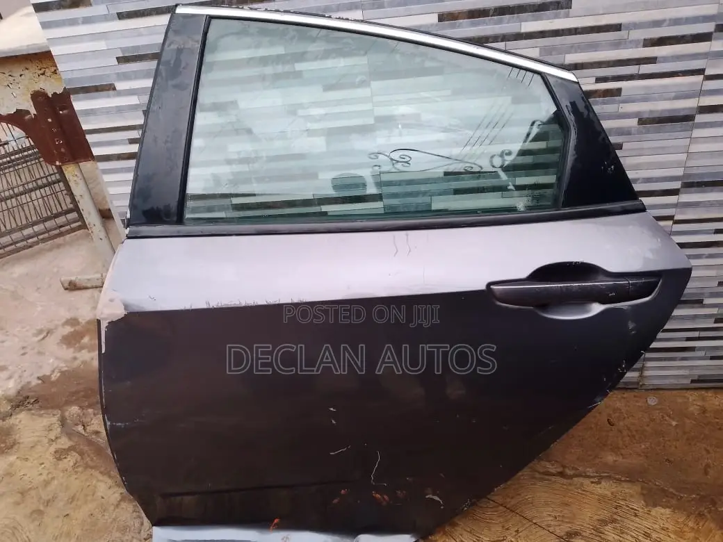 2016-2020 Honda Civic Sedan Rear Driver Left Door Black