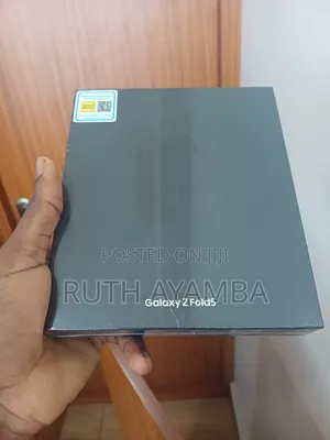 New Samsung Galaxy Z Fold 5 512 GB Gray