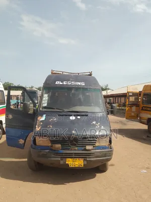 Mercedes-Benz Sprinter 1998 Blue
