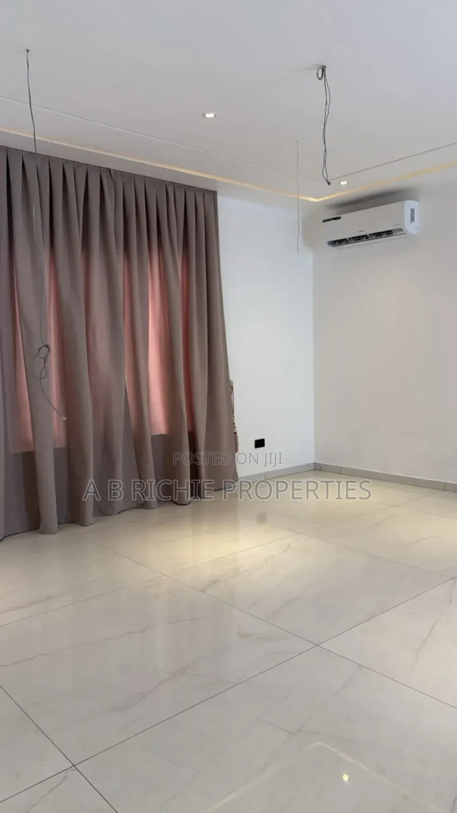 Furnished 4bdrm House in Ab Richie Properties, East Legon for sale