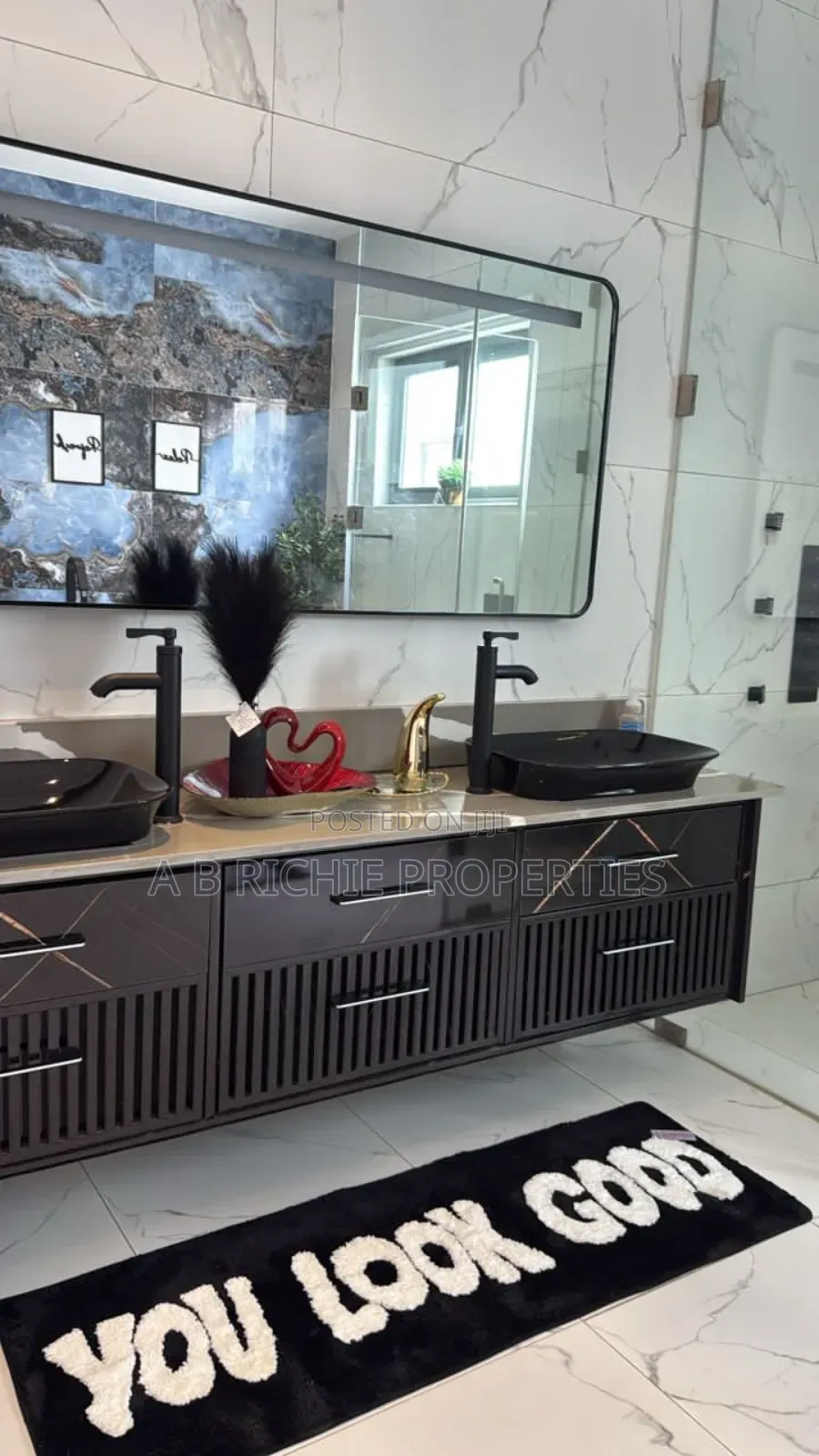 Furnished 4bdrm House in Ab Richie Properties, East Legon for sale