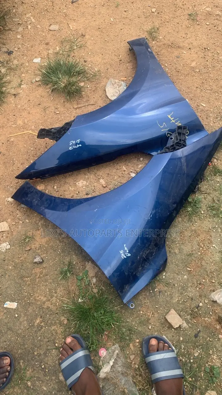 Hyundai Elantra 2017-2018 Bonnet And Fenders Available