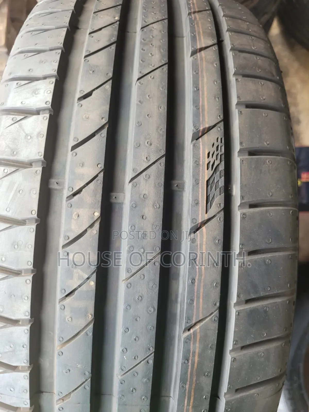 225/50r17 Kumho