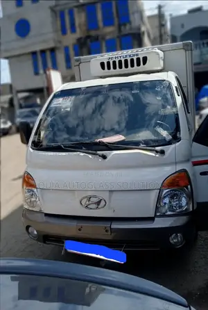 Hyundai Porter Truck Windscreen Available
