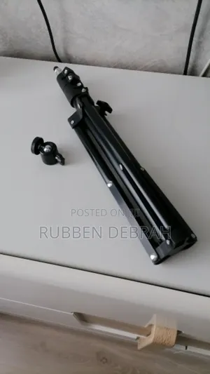 Projector Tripod Stand Mount