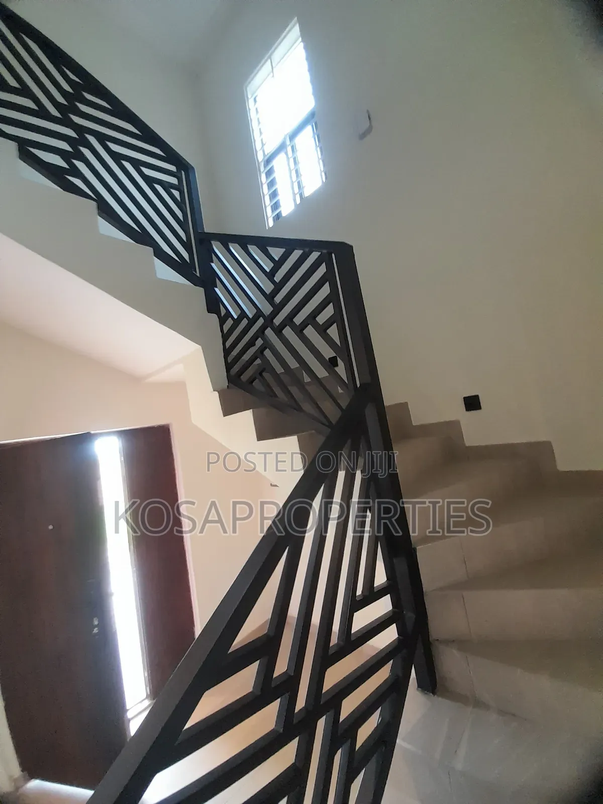 3bdrm House in Oyarifa Spacial for sale