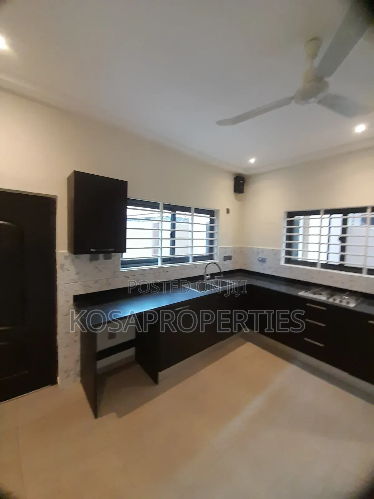 3bdrm House in Oyarifa Spacial for sale