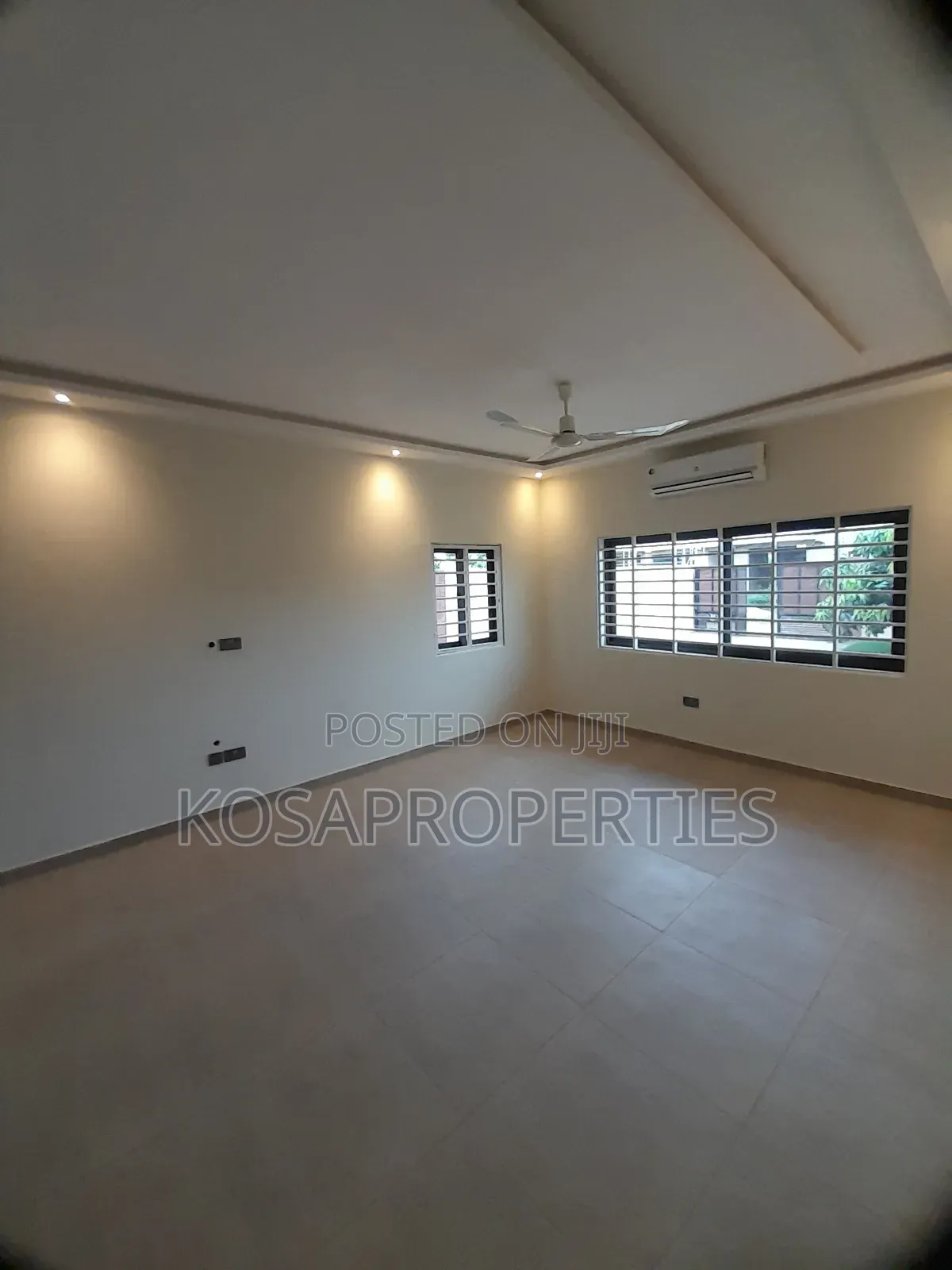3bdrm House in Oyarifa Spacial for sale