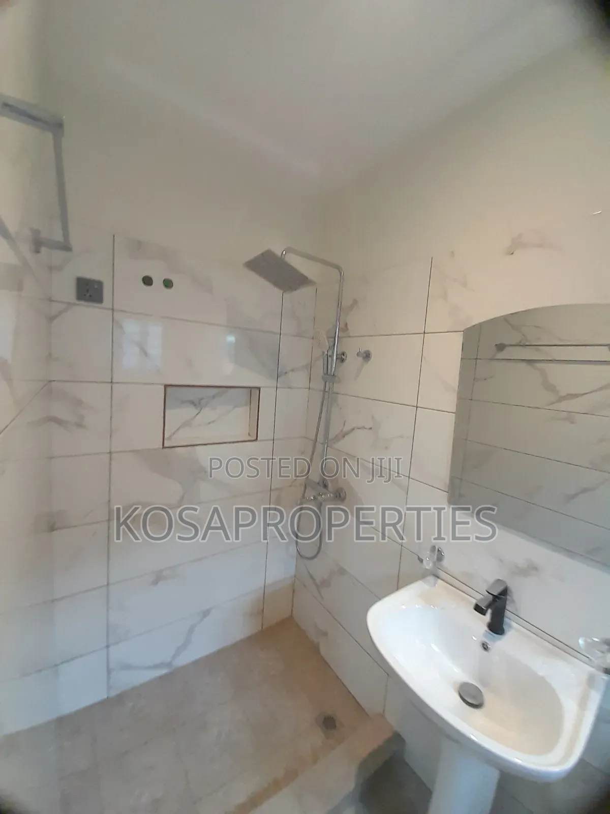 3bdrm House in Oyarifa Spacial for sale