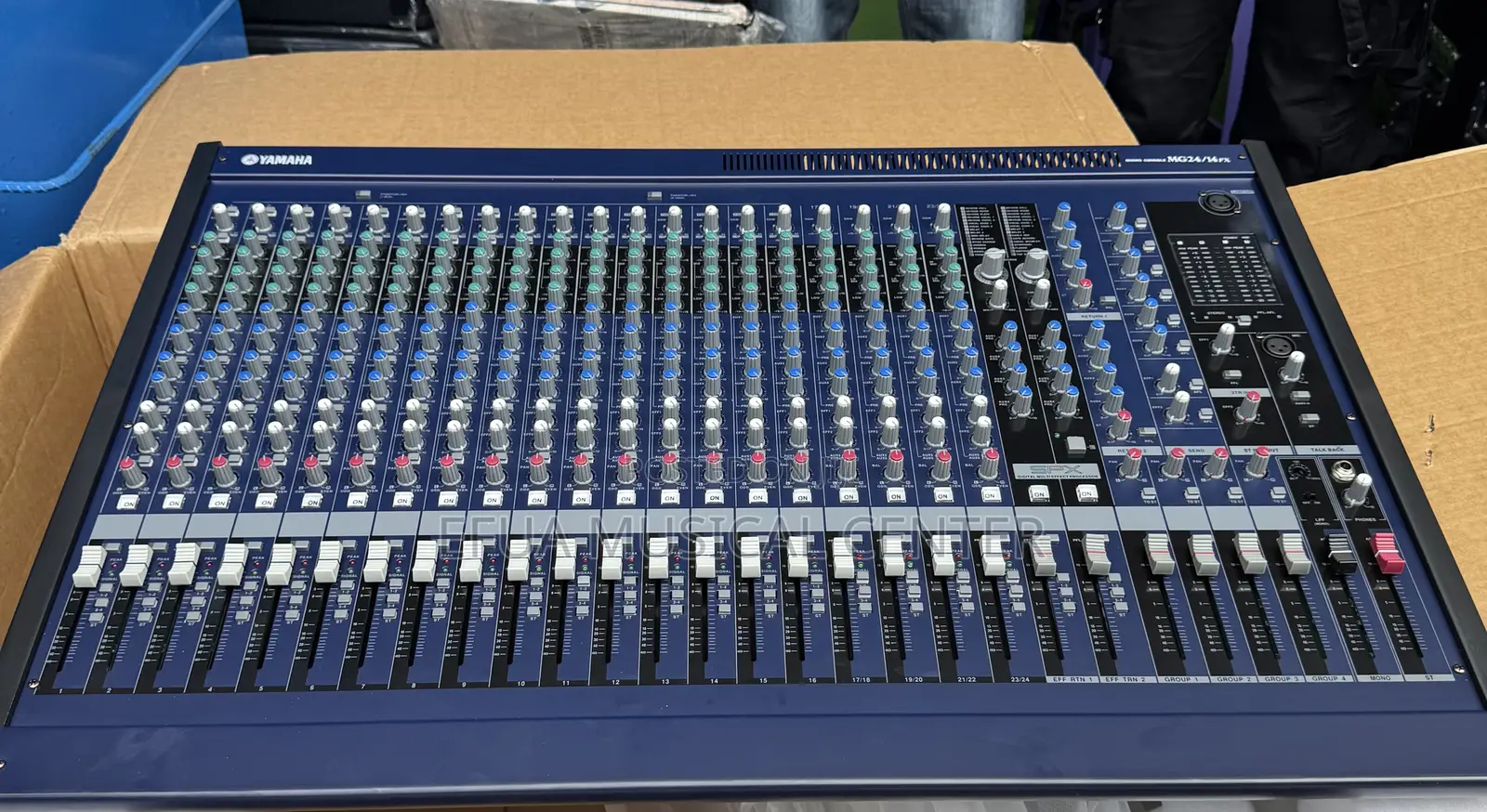 Yamaha Mg 24-Channel Mixer
