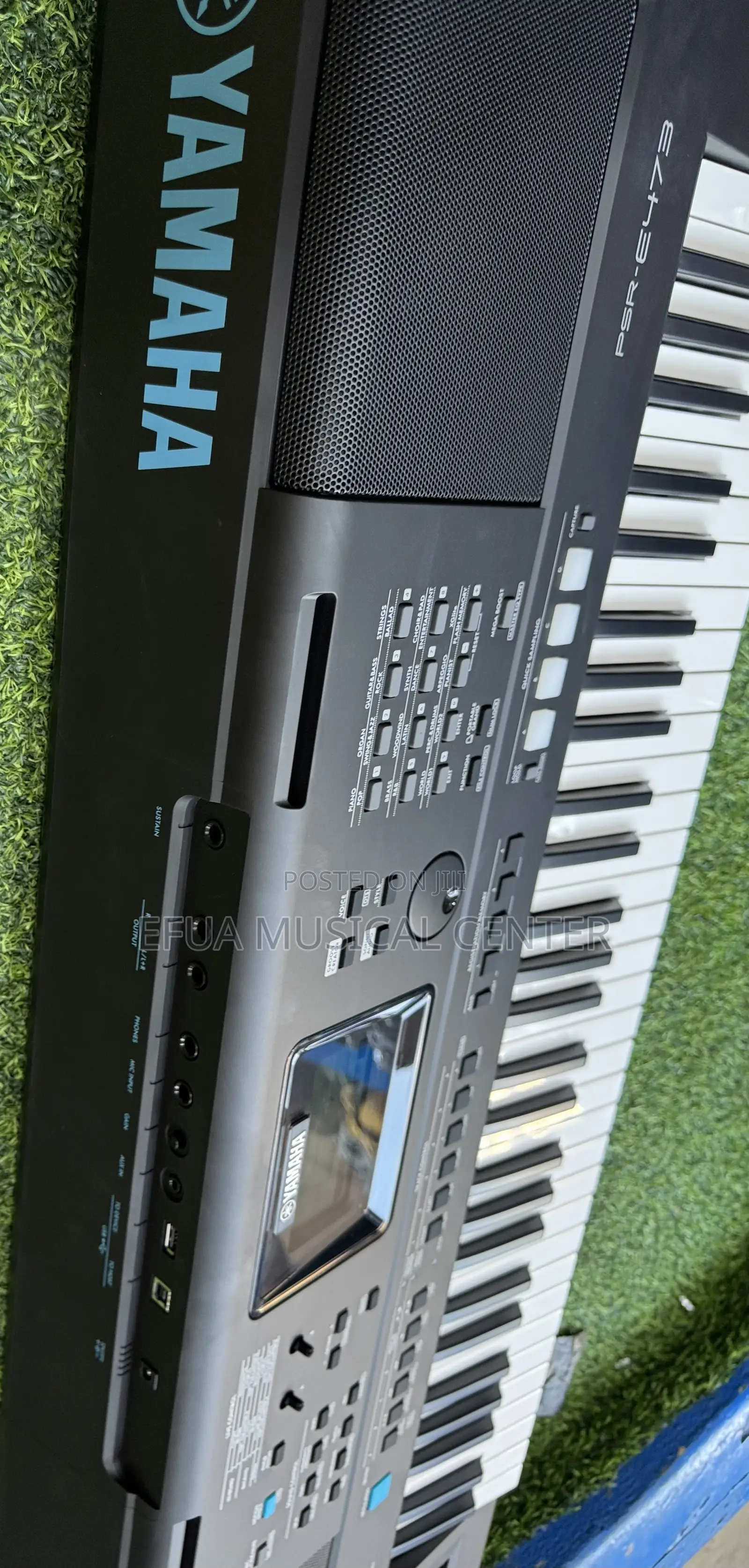 Yamaha PSR (E) 473 Keyboard
