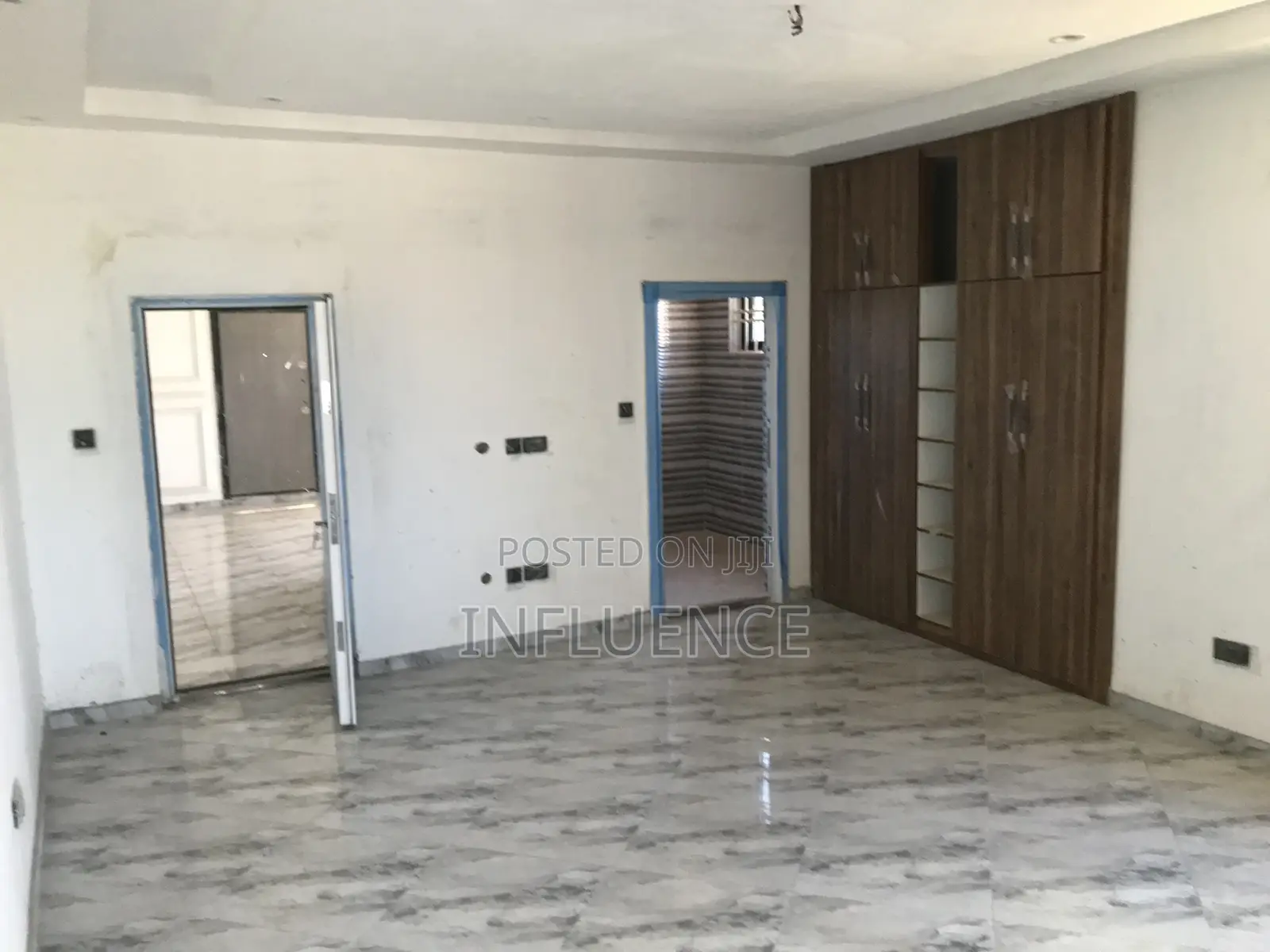 4bdrm House in Lakeside, East Legon for sale