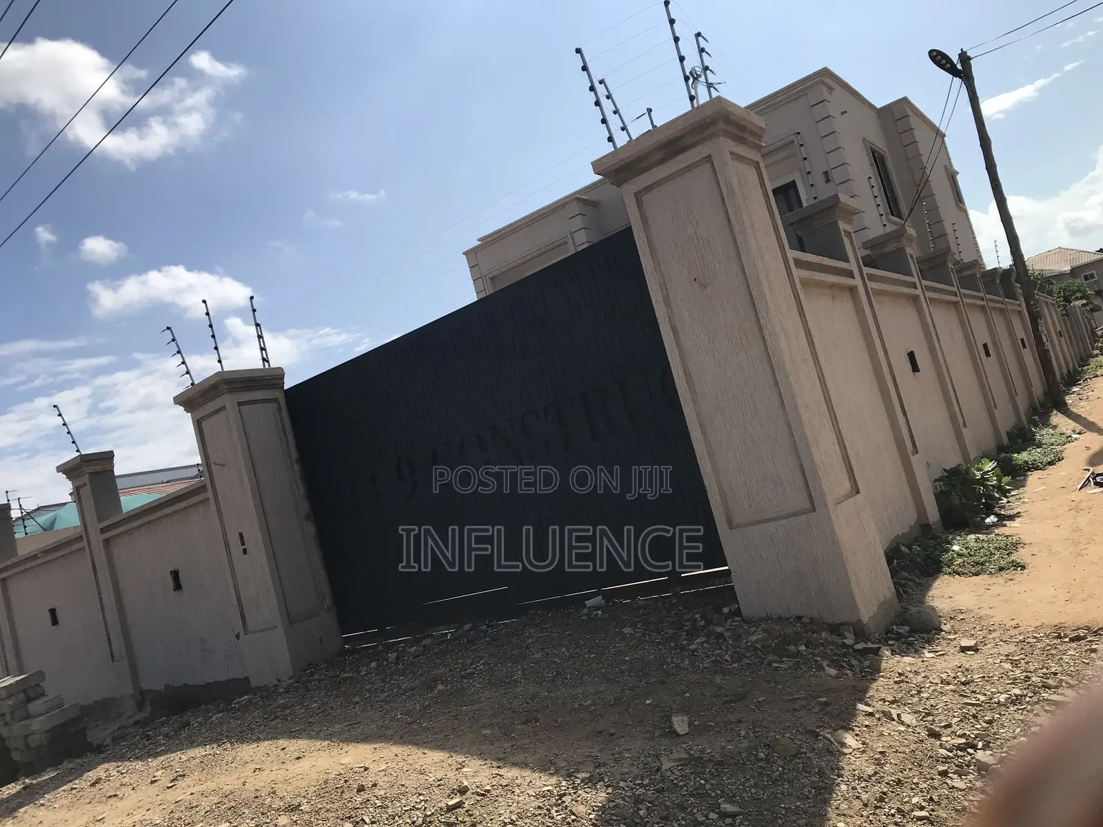 4bdrm House in Lakeside, East Legon for sale