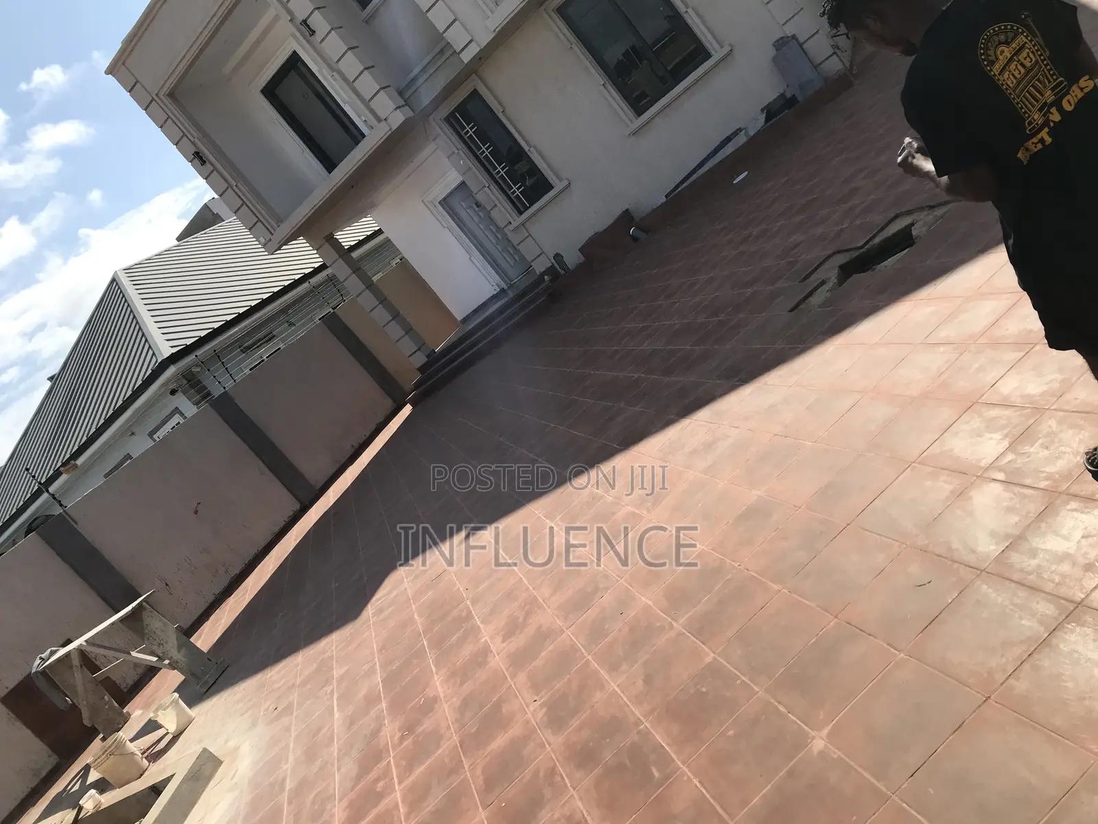 4bdrm House in Lakeside, East Legon for sale