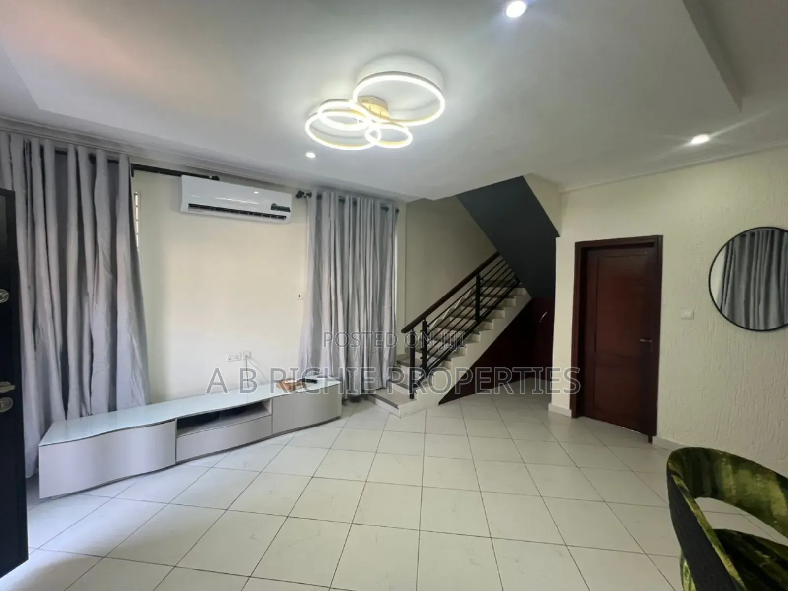 3bdrm House in Ab Richie Properties, Achimota for rent