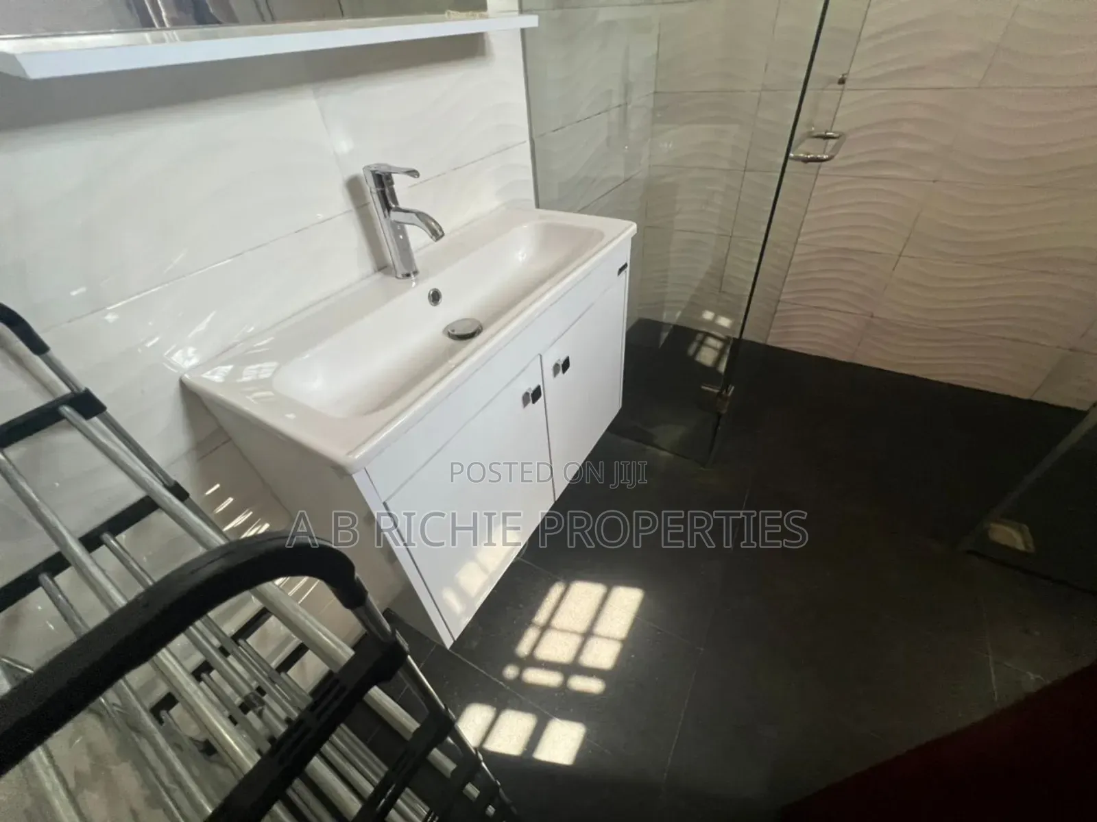 3bdrm House in Ab Richie Properties, Achimota for rent