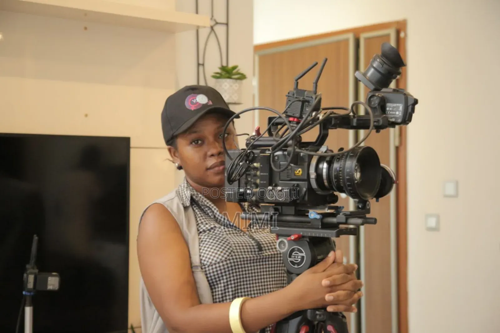 Female Videographer/Photographer