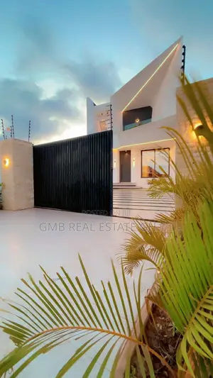 3bdrm House in West Trassacco, Adjiriganor for sale