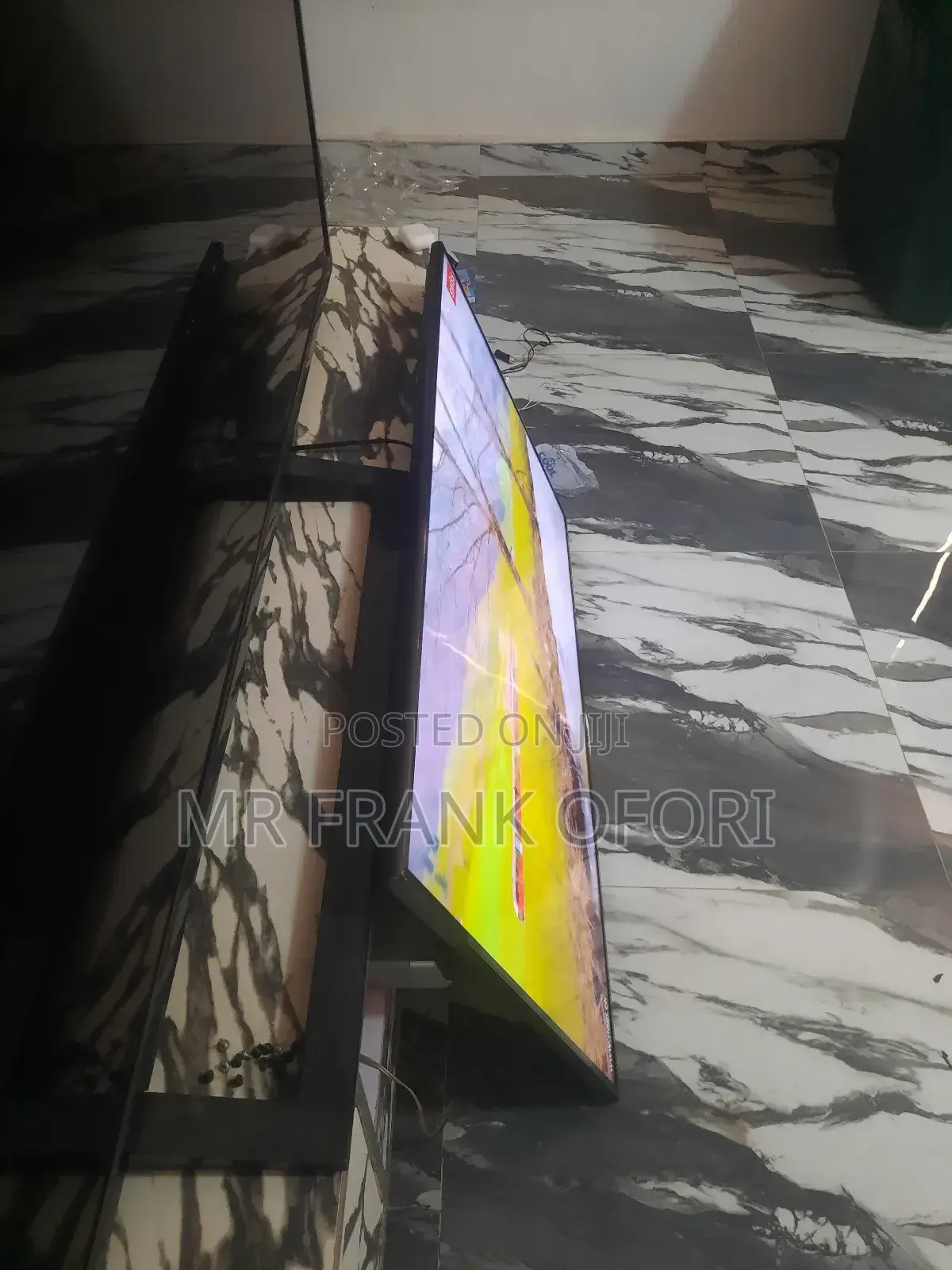 Samsung Smart 32inch Very Neat