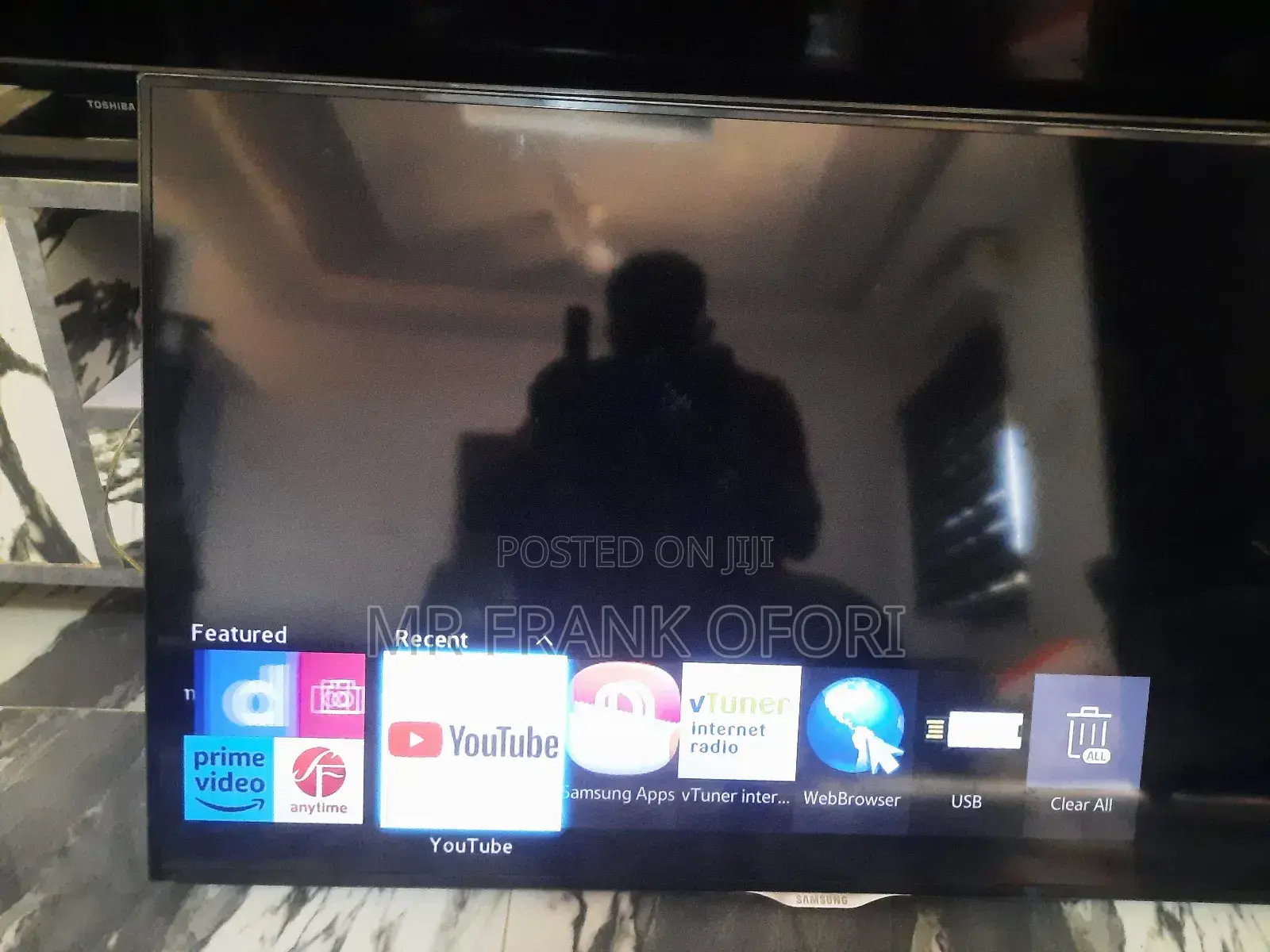 Samsung Smart 32inch Very Neat