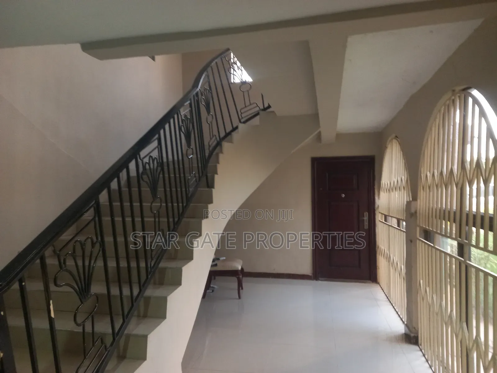 7bdrm House in Fumesua, Kumasi Metropolitan for sale