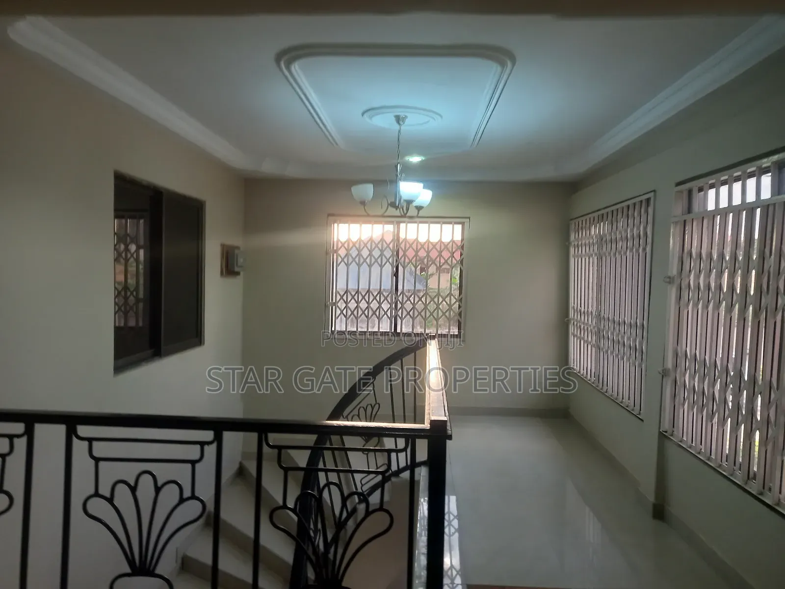 7bdrm House in Fumesua, Kumasi Metropolitan for sale