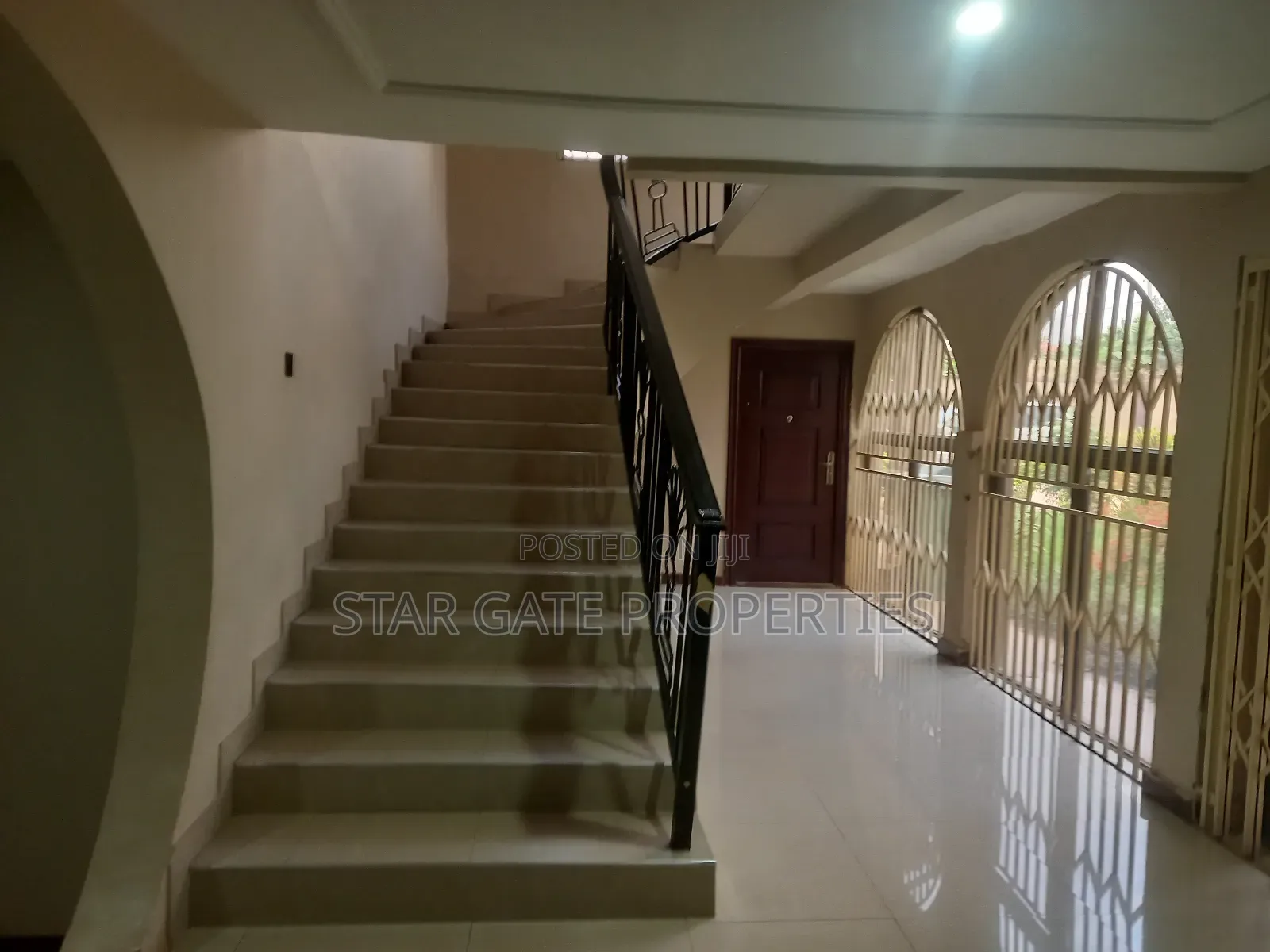 7bdrm House in Star Gate Properties, Ejisu-Juaben Municipal for sale