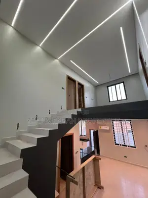 4bdrm House in Ashomang Estate for sale