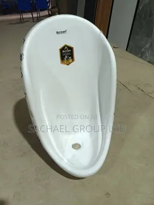 Big Urinal Pot