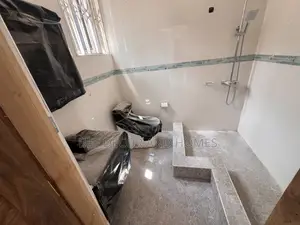 4bdrm House in Bee Decor & Homes, Abokobi for rent