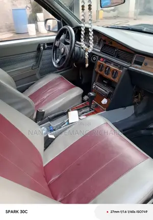Mercedes-Benz 190E 1998 Blue